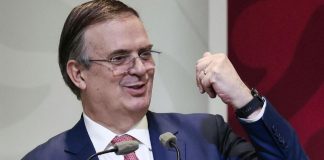 Ebrard viaja a Canadá para abordar la revisión del T-MEC ante la presión arancelaria de Trump