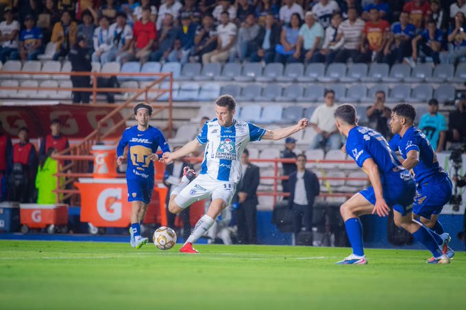 Pachuca pega primero ante Pumas, pero la serie queda al rojo vivo para la vuelta en CU