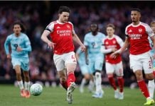 ¡A pie de cañón! Arsenal le ganó con lo justo a Burnley y ya acaricia el título de la Premier League