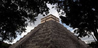Chichén Itzá cierra temporalmente tras manifestación de artesanos y comerciantes