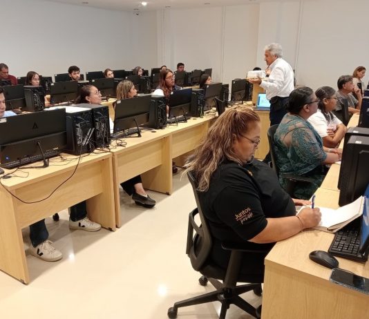 Imparten talleres de Inteligencia Artificial en la Infoteca