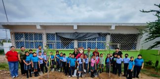 Impulsa Gestión Ambiental Educación Ecológica y Reforestación en escuela de la colonia Nueva Era