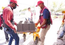 Gobierno municipal acerca programas de vivienda y mejoramiento para familias de Nuevo Laredo