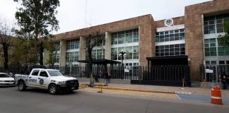Trasladan a penal a 2 administradoras de página de noticias por publicaciones hechas con IA