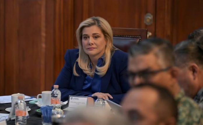 Y MARU CAMPOS