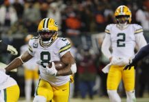 Josh Jacobs, de los Packers, fue arrestado y acusado de violencia doméstica.