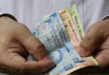 Baja la pobreza laboral, pero 3 de cada 10 mexicanos aún no pueden comprar la canasta básica en 2026