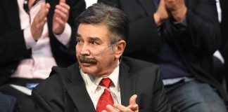 Jorge Ortiz de Pinedo desmiente rumores de su muerte: “Todavía sigo en el plano terrenal”