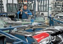 Revisión del T-MEC: Trump pide que 50% de partes de los autos hechos en América del Norte proceda de EEUU, según Wall Street Journal