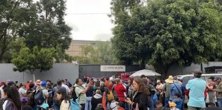 Bloquea CNTE edificio de SEP en Avenida Universidad de CDMX