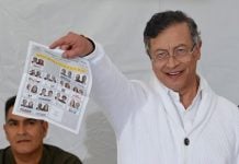 Ordenan “suspensión provisional” de Gustavo Petro como presidente de Colombia; investigan participación en la campaña electoral