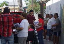 Lleva gobierno municipal apoyo a familias de la colonia CNOP a través de fondos únete a donar