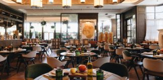 Restaurantes pagan hasta 20 mil pesos por licencia para mundial y aún no saben si ganarán