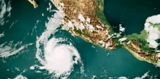 ¿Se forma Arthur? Expertos vigilan una zona con potencial de convertirse en huracán | TRAYECTORIA
