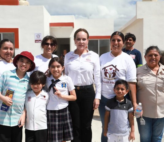 Gobierno de Carmen Lilia Canturosas transforma vida de mujeres jefas de familia con viviendas dignas