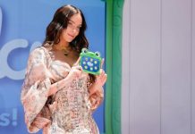 Así fue el look de Belinda en la premiere de Toy Story 5