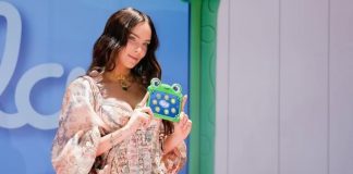 Así fue el look de Belinda en la premiere de Toy Story 5