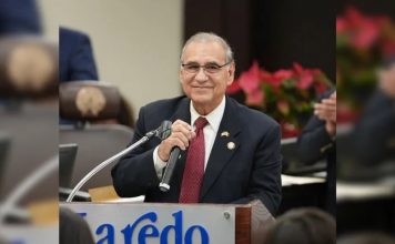 Alcalde de Laredo, Texas envía condolencias tras accidente aéreo