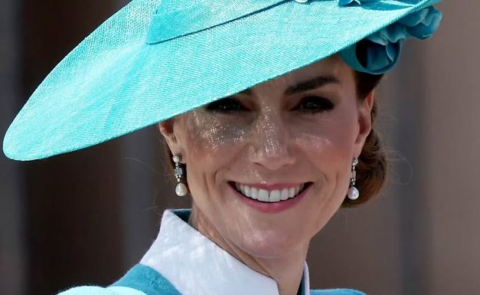 Y KATE MIDDLETON