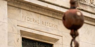 Reserva Federal sube tasas de interés este 2026 por inflación y guerra en Irán