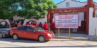 Maestros paralizan seis primarias de Ciudad Victoria; exigen cumplir resolutivo contra supervisora escolar