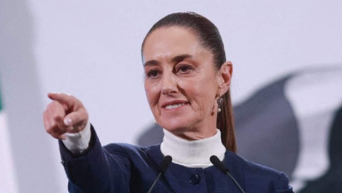 Sheinbaum felicita a los padres de México y reconoce su esfuerzo por las familias