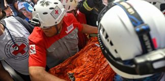 Aún hay esperanza: rescatan a hombre tras ocho días bajo escombros en Venezuela