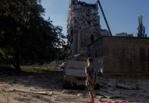 Ataques cruzados entre Rusia y Ucrania dejan 15 muertos tras bombardeo histórico en Kiev