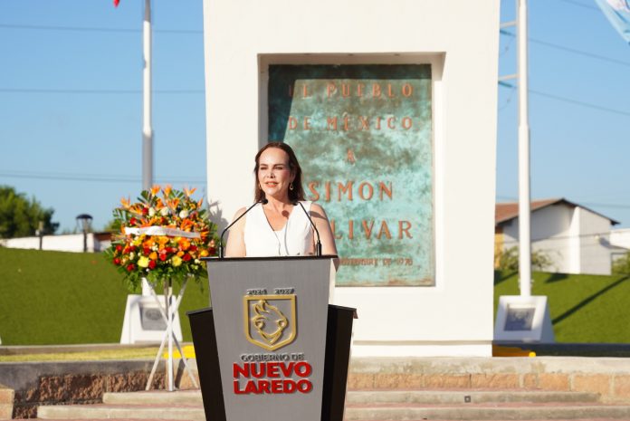 Conmemora gobierno municipal de Nuevo Laredo 243 Aniversario del natalicio de Simón Bolívar