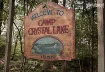 Primer vistazo a Crystal Lake : Linda Cardellini profundiza en el origen de Pam Voorhees para la precuela de Viernes 13