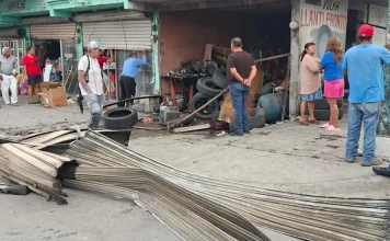 VIDEO: Explosión en vulcanizadora de Saltillo deja un muerto y dos heridos: Cámaras captan el impactante momento