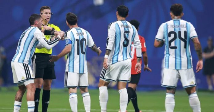 Y FIFA