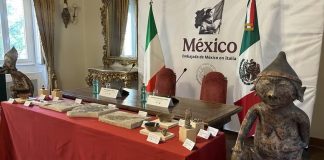 Italia entrega a México 27 piezas arqueológicas y fósiles de origen precolombino