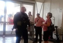 Sorprenden a mujer de tercera edad robando café en Tamaulipas