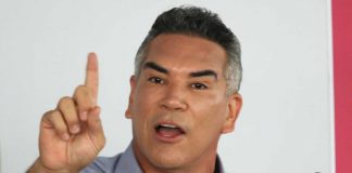 “Alito” Moreno acusa censura en la sanción del INE y se lanza de nuevo contra Morena