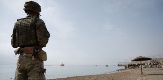 España instalará una valla metálica entre Ceuta y Marruecos; caos migratorio suma 67 muertos