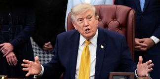 Trump asegura que negocia con Irán y señala a petroleras de lucrar con la guerra