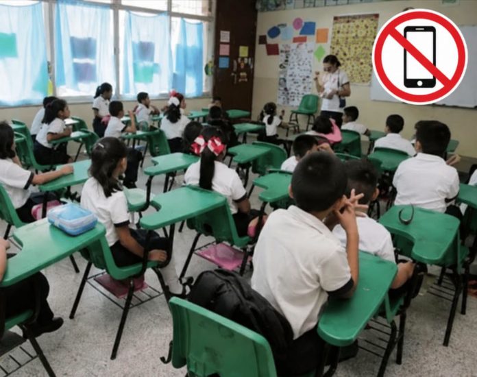 Y ESCUELAS