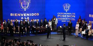 De la Espriella asume la presidencia de Colombia; “juro a Dios cumplir fielmente la Constitución”