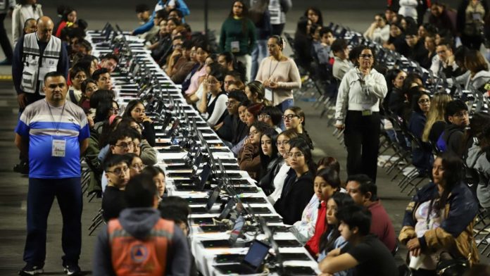 examen-unam-cdmx-palacio-deportes-111301