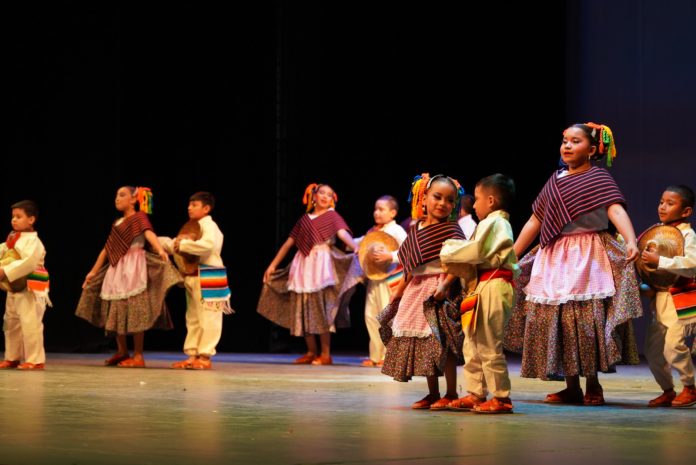 Y TEATRO1