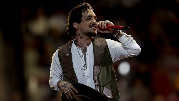 christian-nodal-presuntamente-borracho-lanza-indirecta-a-cazzu-en-concierto-en-monterrey-142021