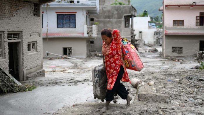 alertan-sobre-posibles-inundaciones-en-nepal-y-el-tibet-a-dos-dias-del-desastre-081755