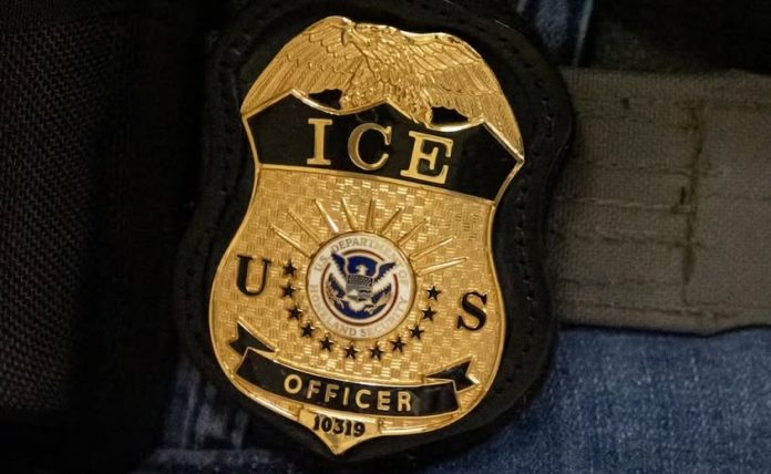 Y USA