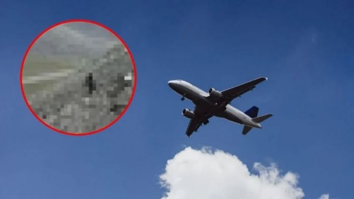 Y AVIÓN