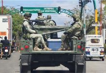Accidente de camión de la Marina en Oaxaca deja 4 lesionados