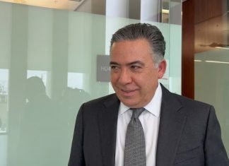 Enrique Inzunza reaparece en el Senado tras cuatro meses de ausencia y afirma: “Soy inocente”