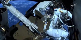Astronautas inician caminata espacial para mejorar la navegación hacia la EEI