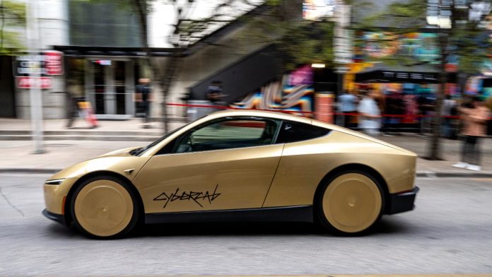 tesla-lanza-el-cybercab-asi-es-el-robotaxi-sin-volante-ni-pedales-103245