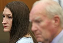 Caso de Lindsay Clancy: mató a sus tres hijos pequeños, pero jurado no logra veredicto y juez anulará juicio